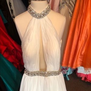 Beautiful Ashley Lauren dress